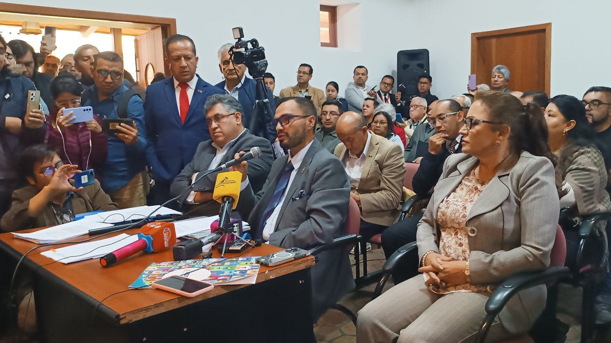 Los asambleístas de Azuay convocaron a funcionarios y trabajadores del IESS a comparecer ante supuestas irregularidades en el hospital José Carrasco Arteaga