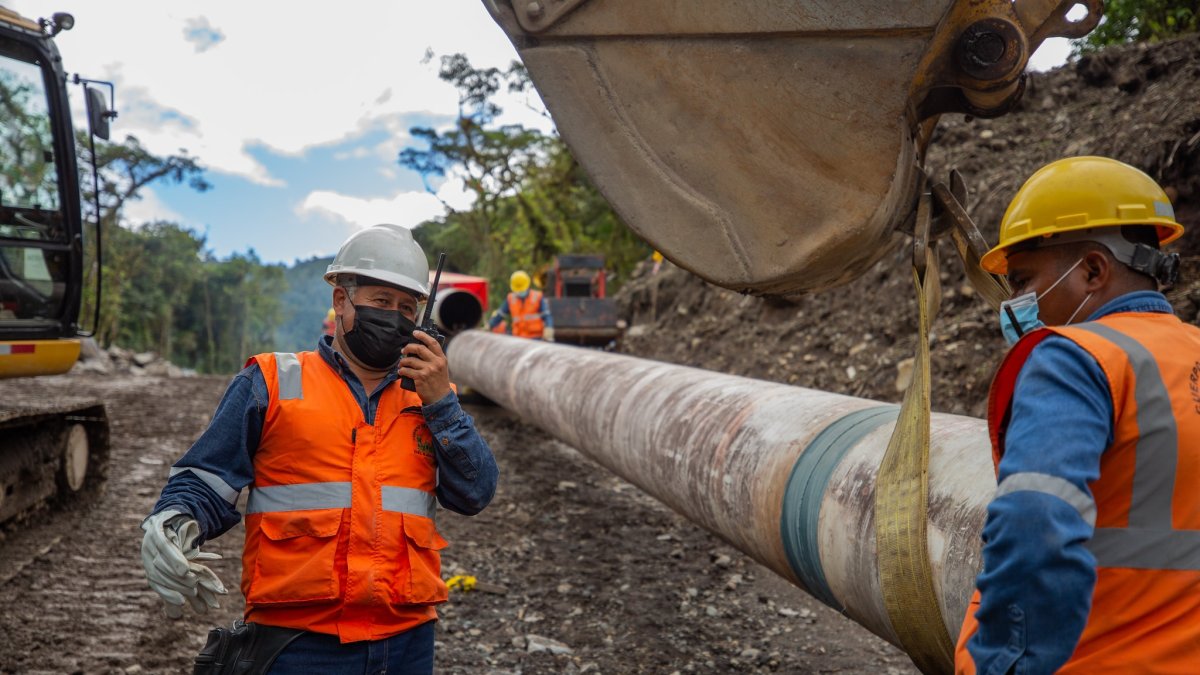 Los oleoductos han tenido paras recurrentes debido a la erosión regresiva del río Coca.