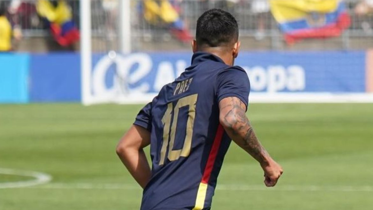 Kendry Páez anotó un gol de penal para Ecuador.