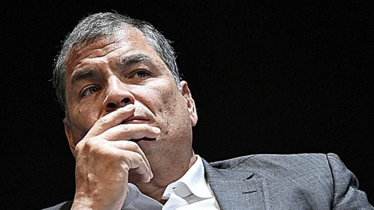 Rafael Correa en entrevista con EFE señaló que es probable su regreso a Ecuador.