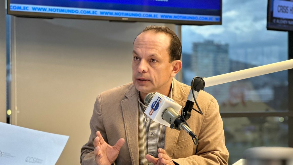 Con cuatro votos del pleno del Consejo de Participación Ciudadana se designó a Ricardo Morales como el nuevo Defensor Público de Ecuador.