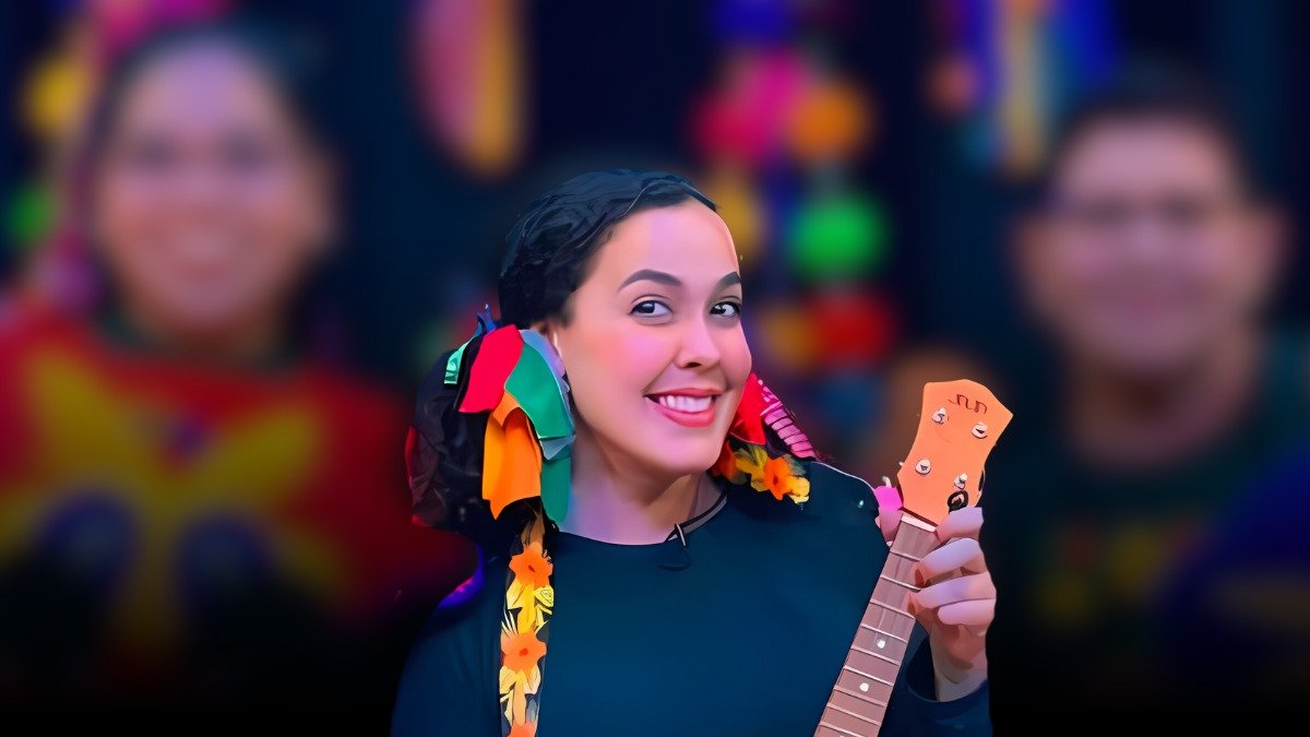 La periodista aseveró que si ella lo hace, también deberían hacerlo otros periodistas y actores que hacen parodia o criticas a la política del Gobierno.