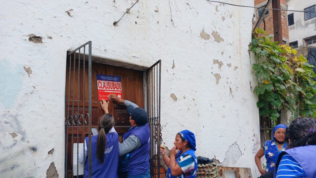 Los restaurantes clausurados no mantenían en condiciones óptimas los alimentos