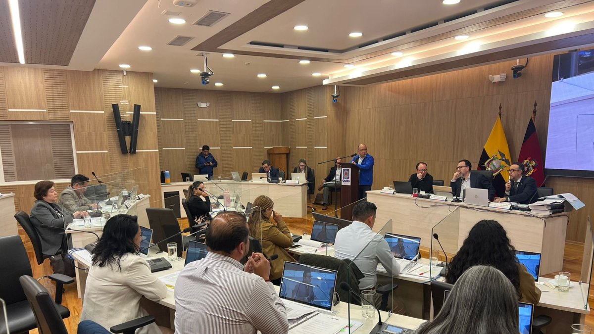 En sesión extraordinario de este jueves se trató la integración de rutas y frecuencias