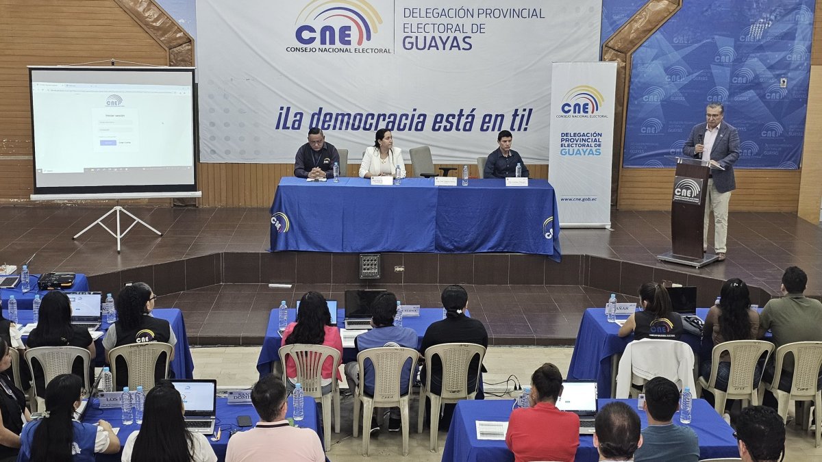 Actividad. Capacitación a funcionarios del CNE sobre sistema contable.