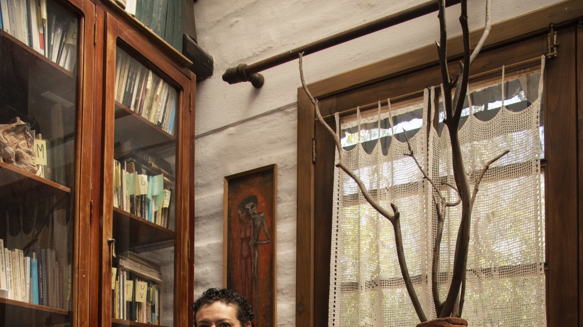 Marcela Ormaza es una artista quiteña y docente universitaria. Su muestra recoge 15 años de trabajo.