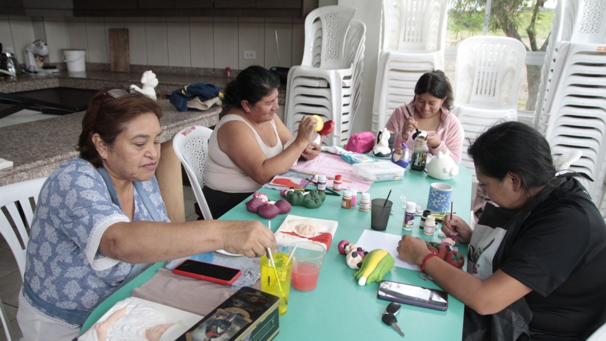 A menudo, las participantes acuden a los cursos para aprender técnicas y luego emprender.