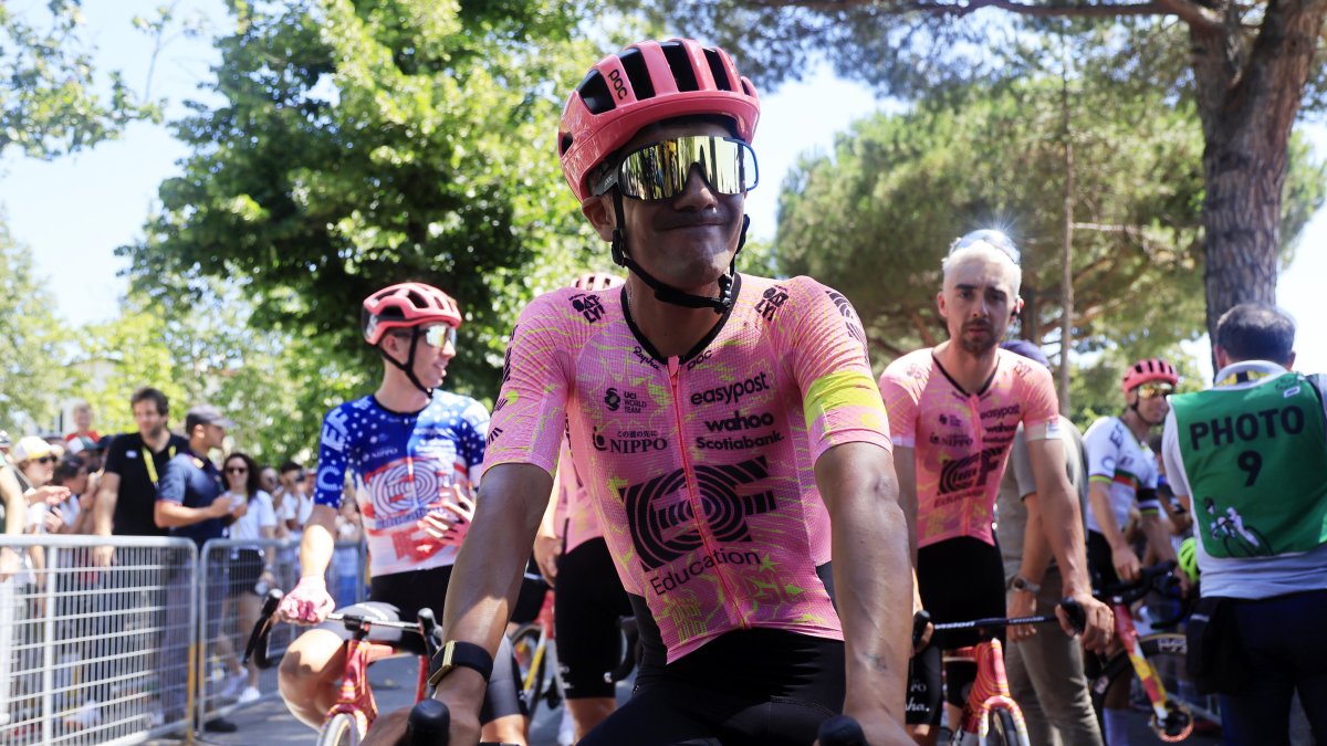 Richard Carapaz fue protagonista en la segunda etapa del Tour de Francia.