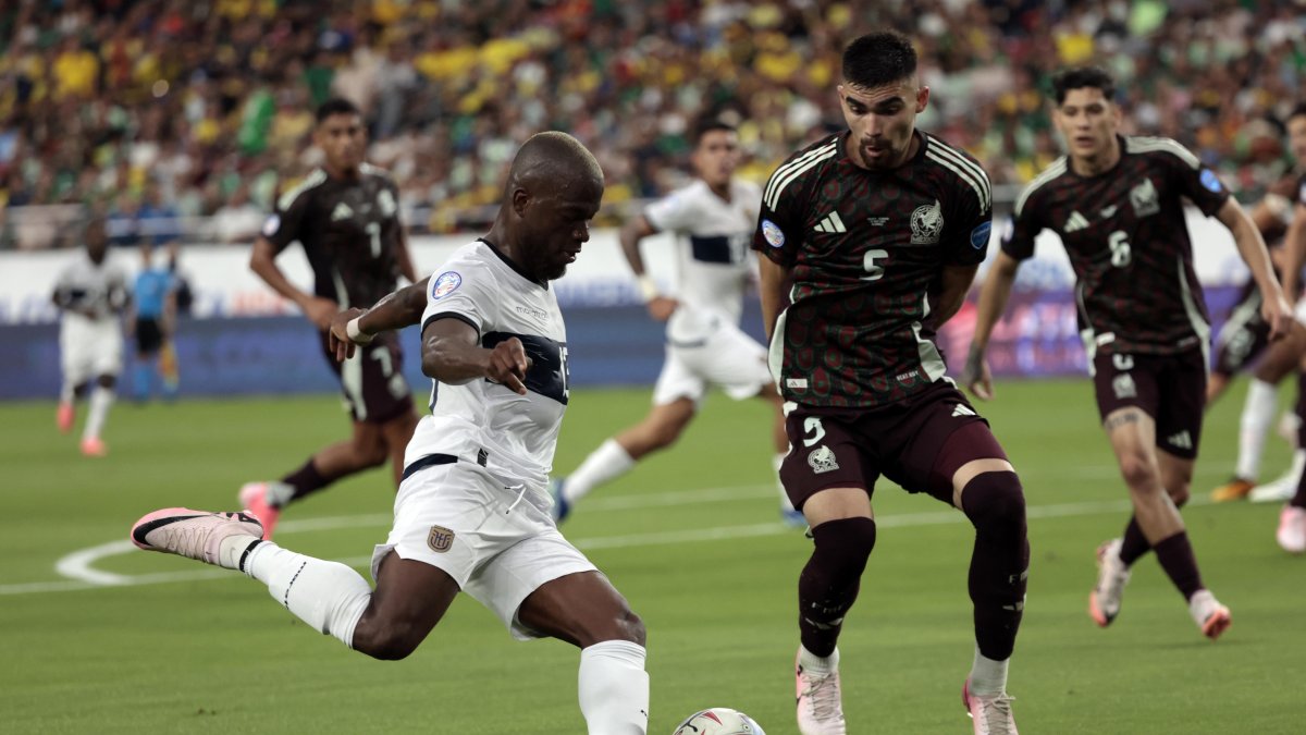 Enner Valencia capitán y goleador de Ecuador.