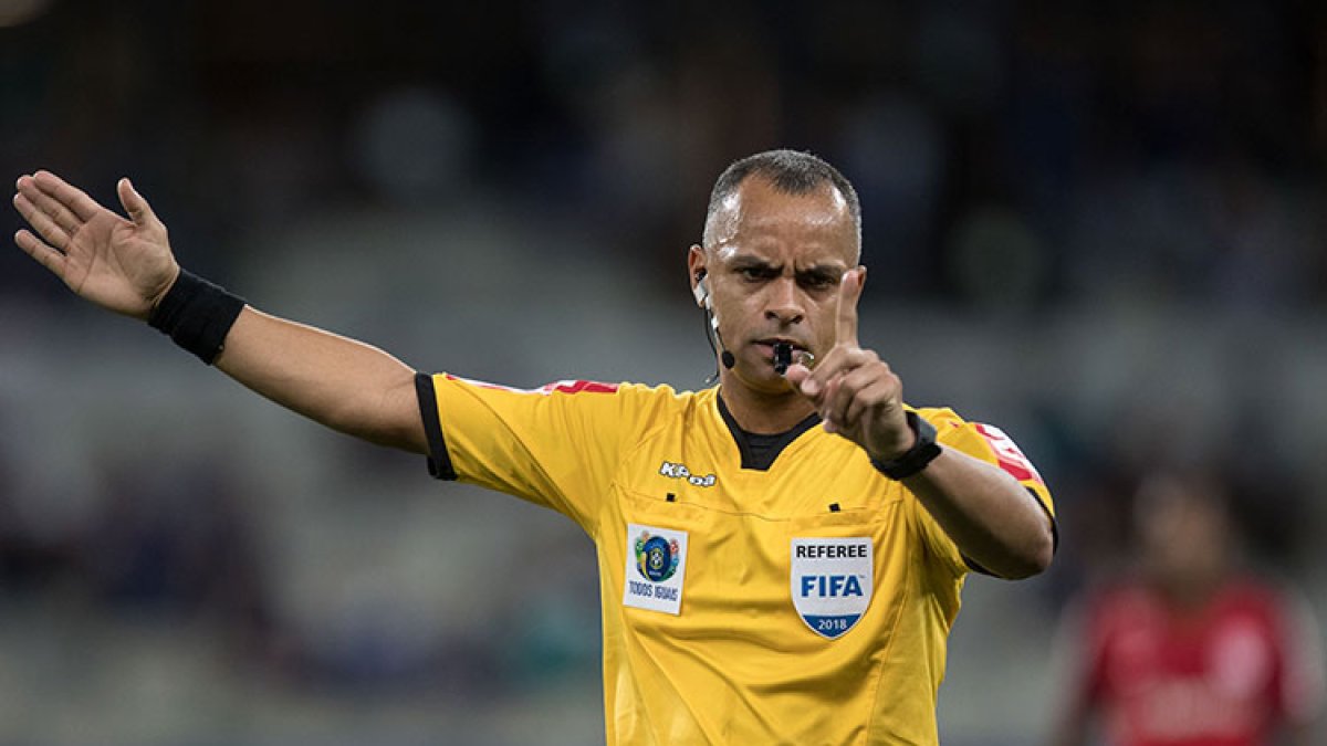 Wilton Smpaio es uno de los árbitros sudamericanos con la escarapela FIFA