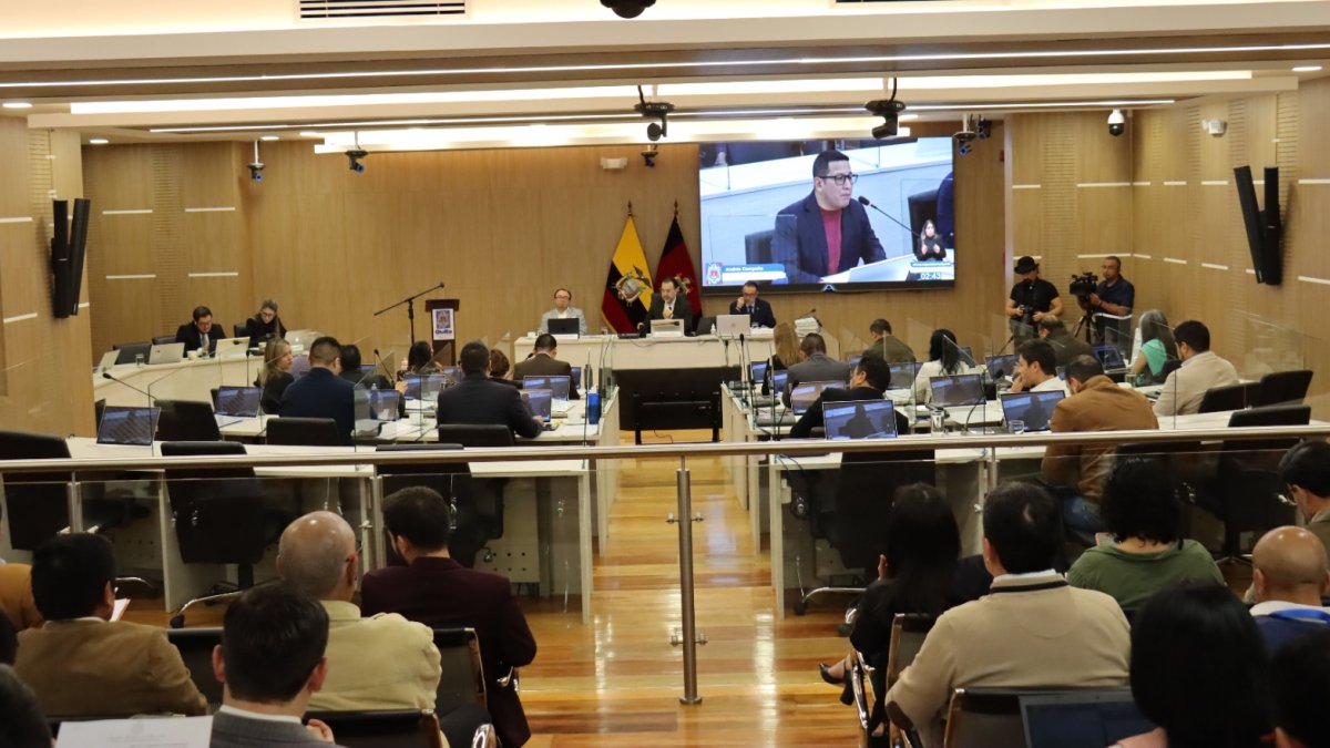 En la sesión del Concejo de este 2 de julio de 2024 se trató la situación de los trabajadores que no tienen nombramiento