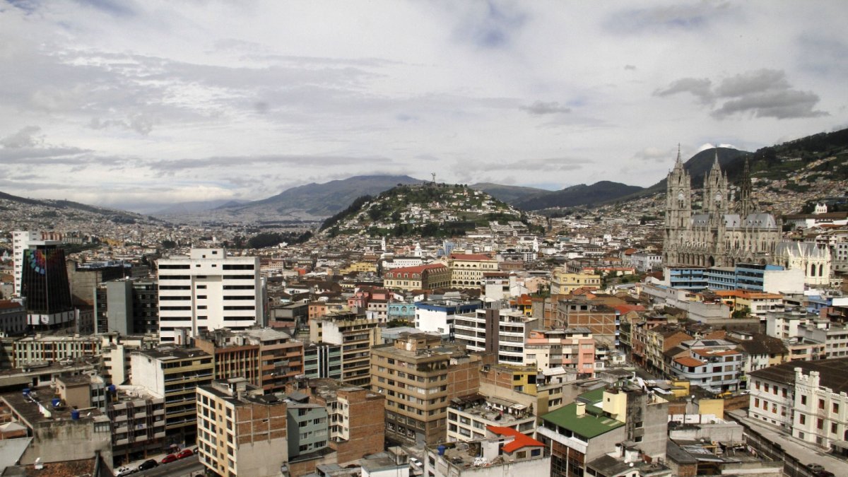 Quito, la capital del Ecuador, celebra su fundación el 6 de diciembre.