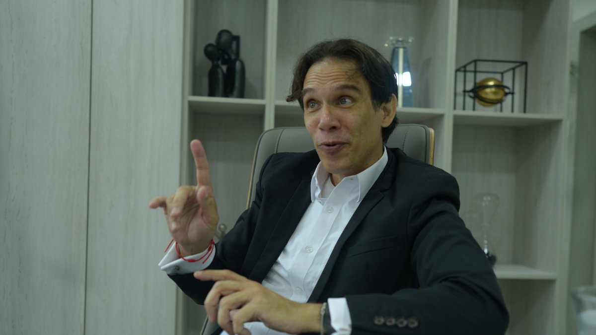 Pedro Granja es abogado y máster en Prevención y Lucha Contra el Crimen Organizado y Corrupción, entre otros títulos de cuarto nivel.