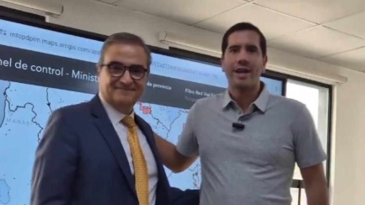 Antonio Goncalves, nuevo ministro de Energía, y Roberto Luque, ministro de Transporte y Obras Públicas.