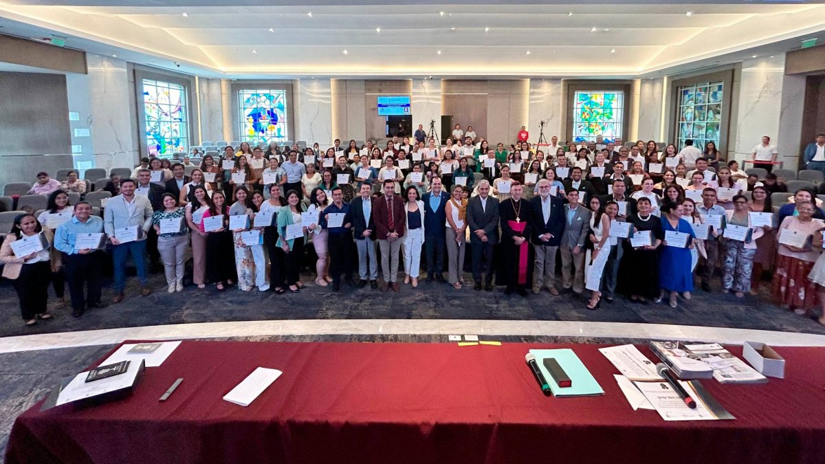 Acto. El II Curso de Liderazgo Católico completa el estudio sobre política.