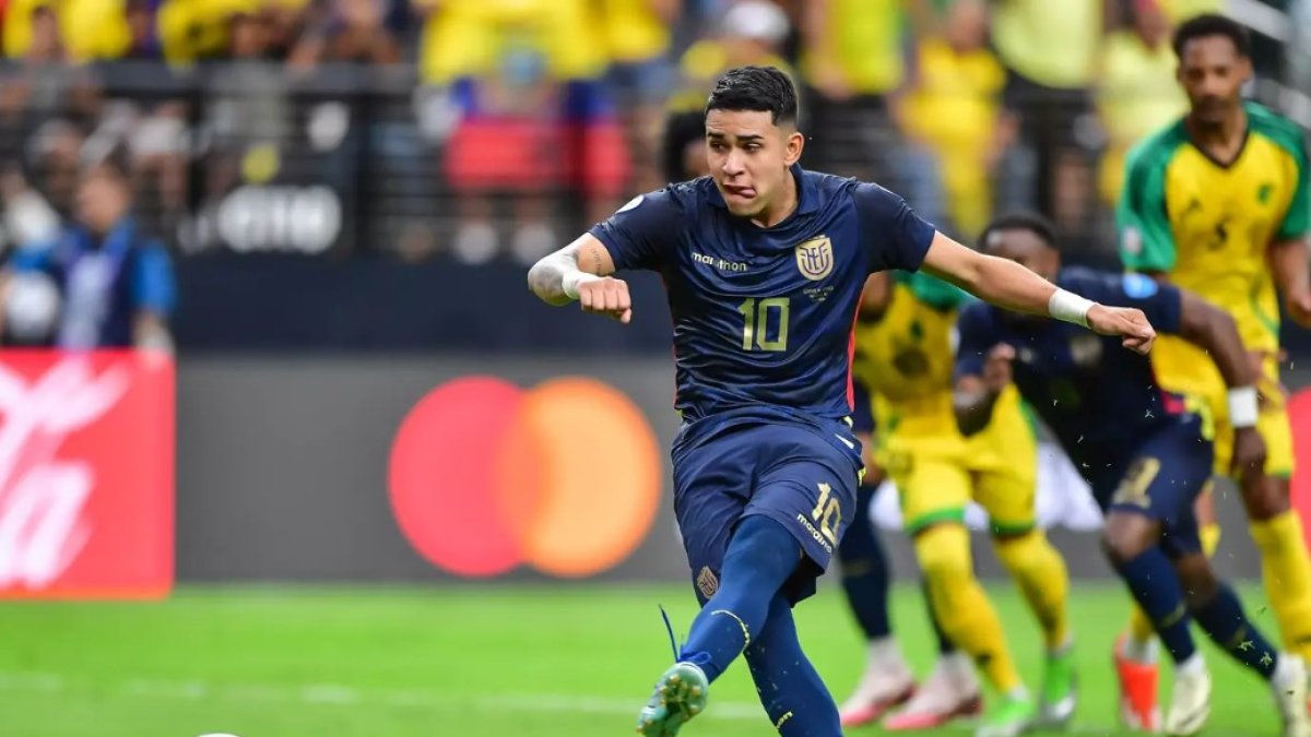 Kendry Páez anotó su primer gol en Copa América ante Jamaica