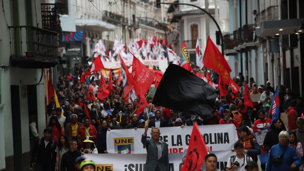 El paro nacional sembró temor en los comercios que prefirieron cerrar sus puertas.