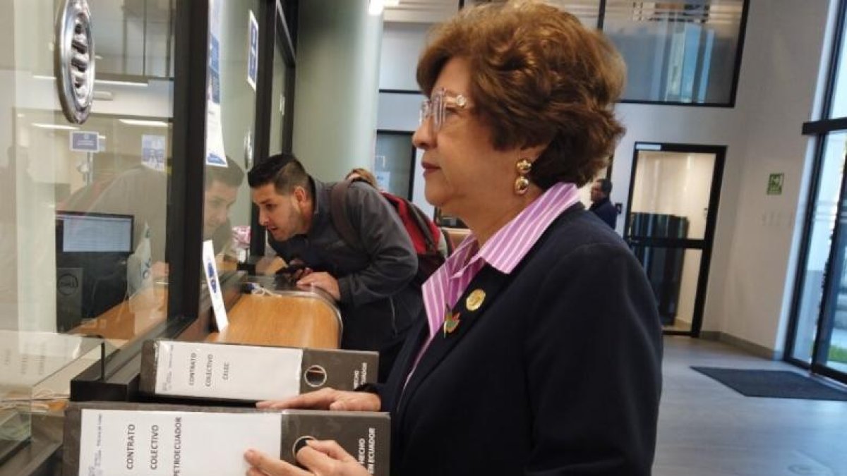 Investigación. El pasado lunes, la ministra de trabajo, Ivonne Núñez, pidio a Contraloría hacer un examen especial de los contratos colectivos del sector público.