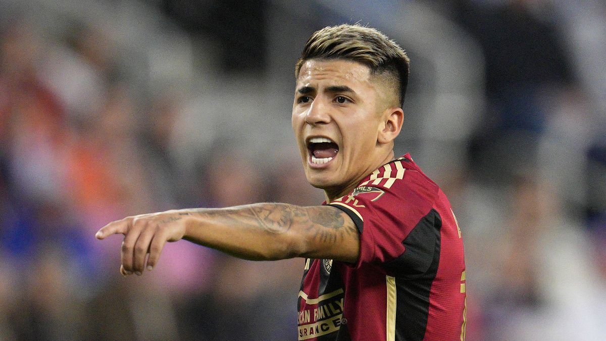 Almada,de 23 años, deja el Atlanta después de dos años y 24 goles.