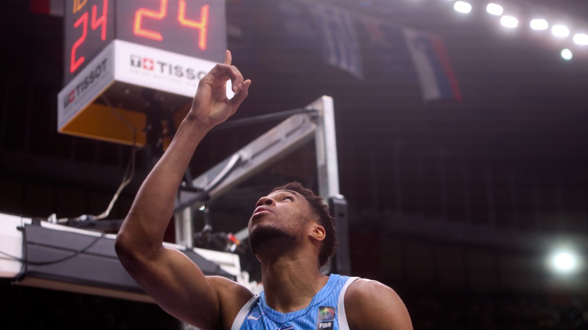 El jugador de los Bucks de la NBA jugará sus primeros Juegos.