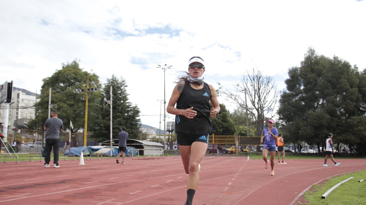Rosalba Chacha culminó la fase de entrenamiento en Quito y seguirá la preparación en París.