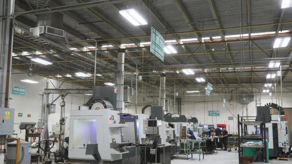 El ‘nearshoring’ es una tendencia comercial que consiste en trasladar procesos industriales y de producción a países cercanos.