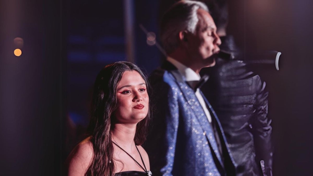 Joaquina y Andrea Bocelli.