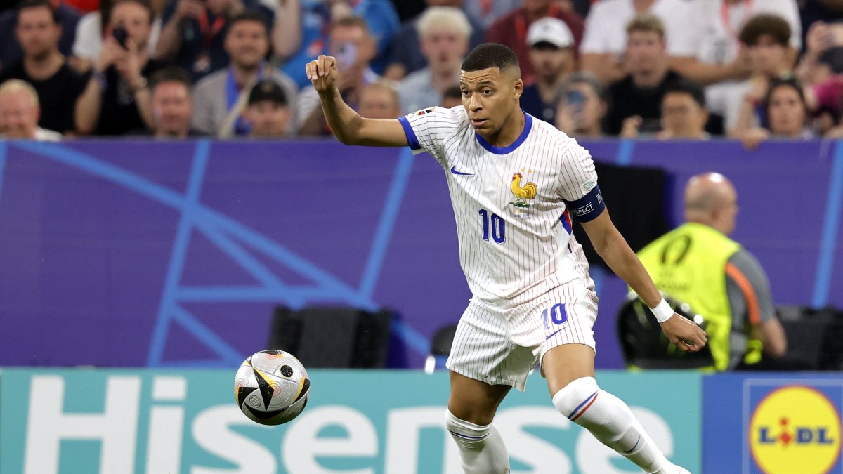 El francés Kylian Mbappé será presentado en la casa blanca posterior a su eliminación con Francia en las semifinales de la Eurocopa 2024.