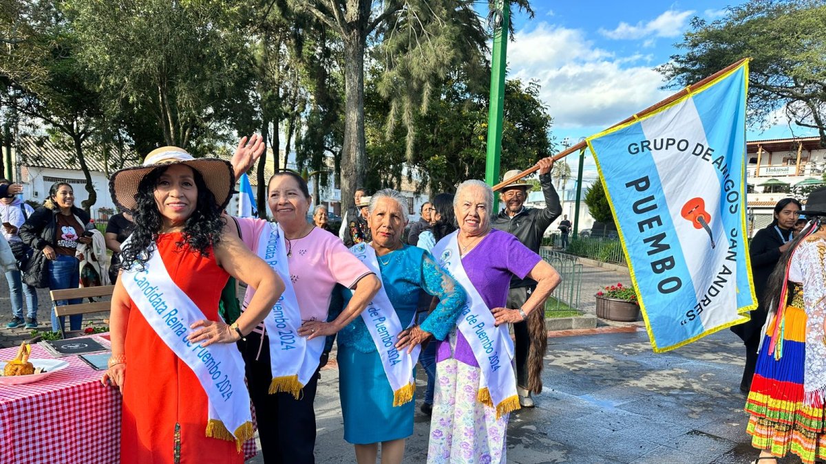 La Plaza Central de Puembo fue el escenario para la presentación de las candidatas a reina de Puembo