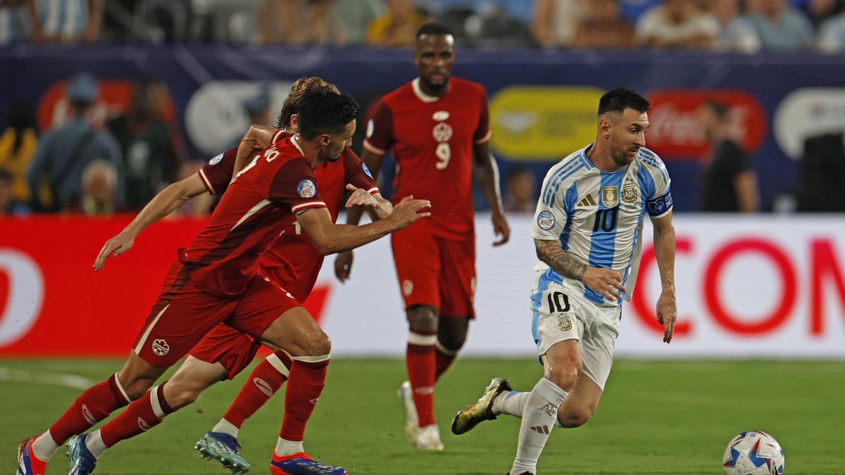 El astro argentino igualó al brasileño Zizinho al transformarse en el segundo futbolista en anotar en seis ediciones de la Copa América.