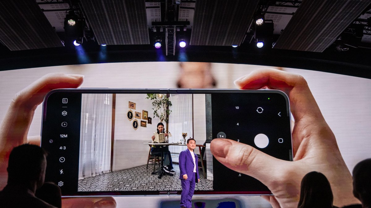 Samsung estrenó siete nuevos productos en los que el ingrediente estrella es la inteligencia artificial.