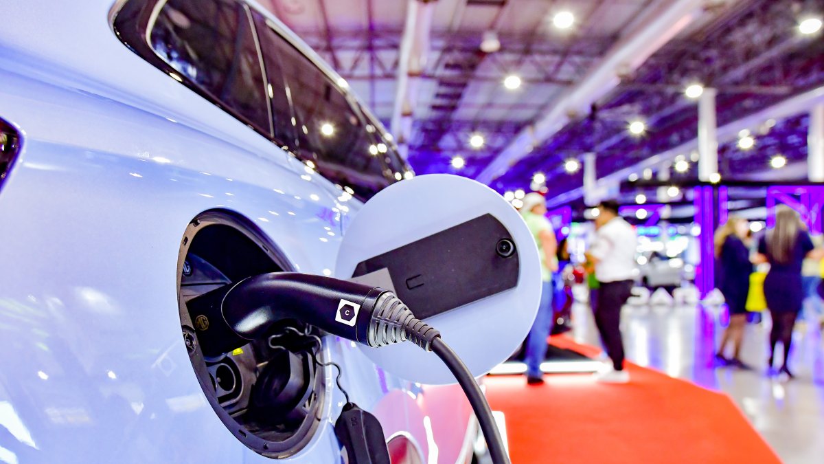 La venta de vehículos eléctricos creció entre enero y mayo de 2025 un 142 %, en Ecuador.