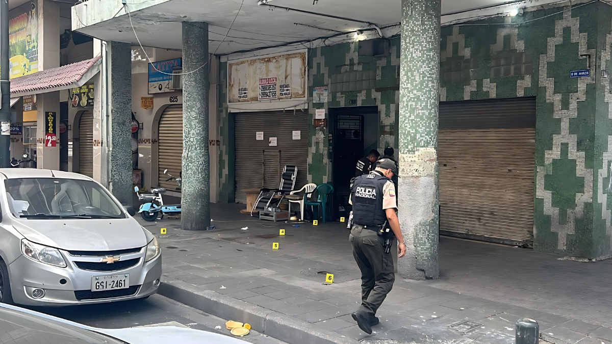 Un tramo del sector donde se registró el ataque armado fue cerrado por la Policía.