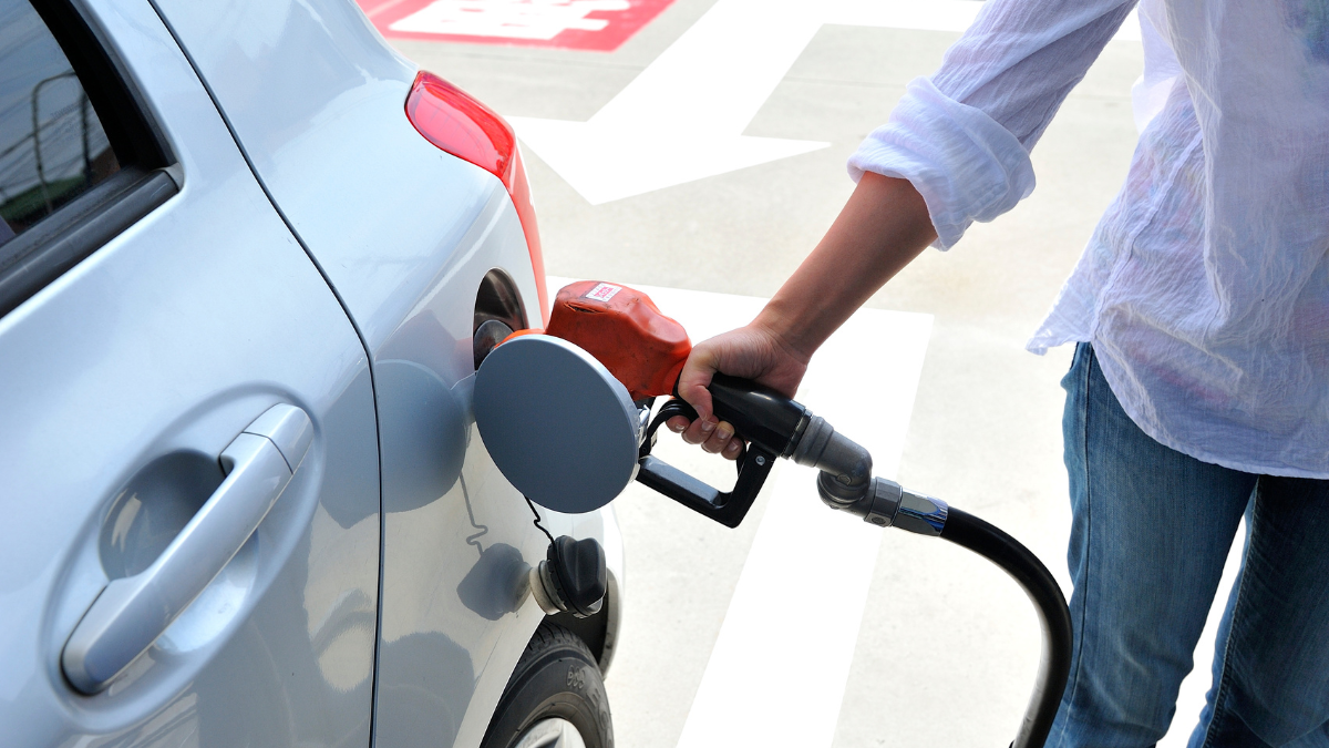 El costo de estas gasolinas se rigen con base a una banda de precios.