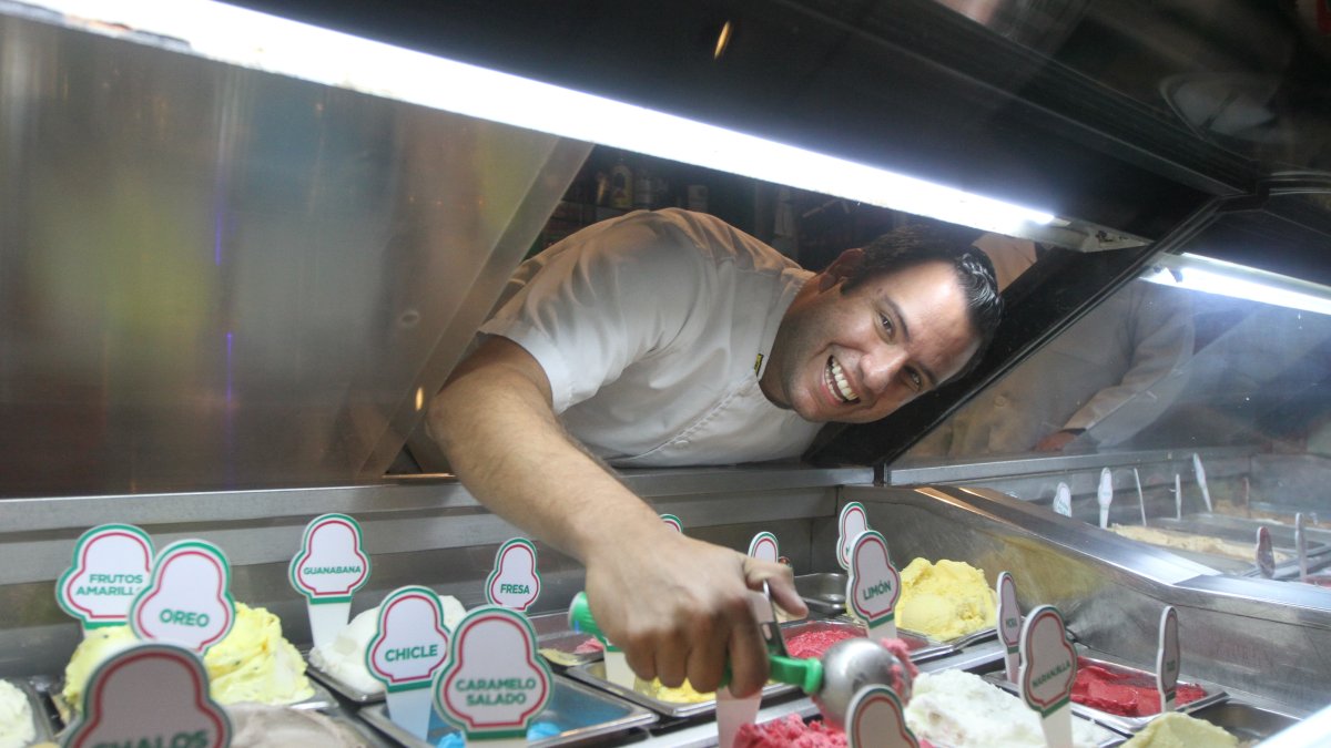 Sergio Nalvarte es conocido por su innovación en la heladería y por su participación en MasterChef Celebrity Ecuador