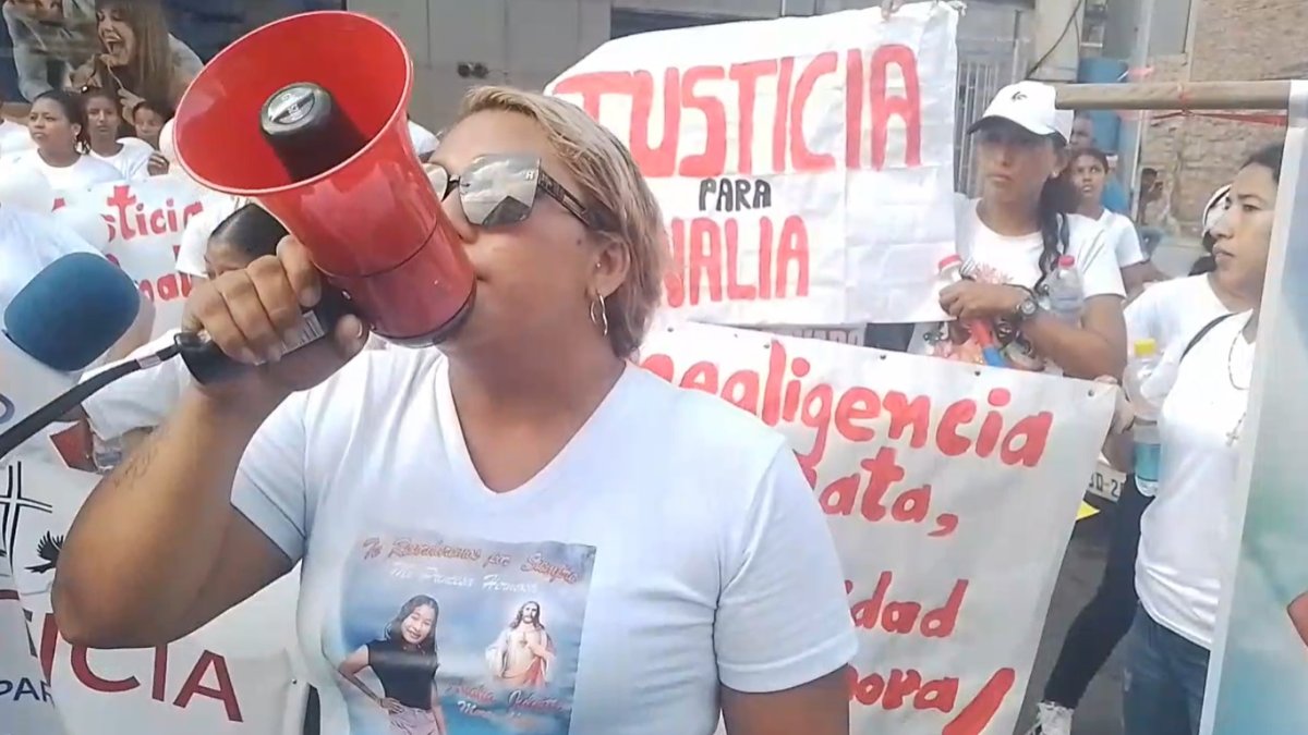 Panorama. Hubo una marcha en Esmeraldas por Analía Mora López para exigir justicia a las autoridades.