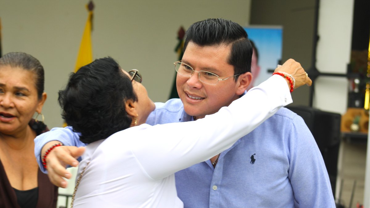 El vicealcalde Tomás Villao Tomalá fue removido de su cargo por el Concejo Cantonal.