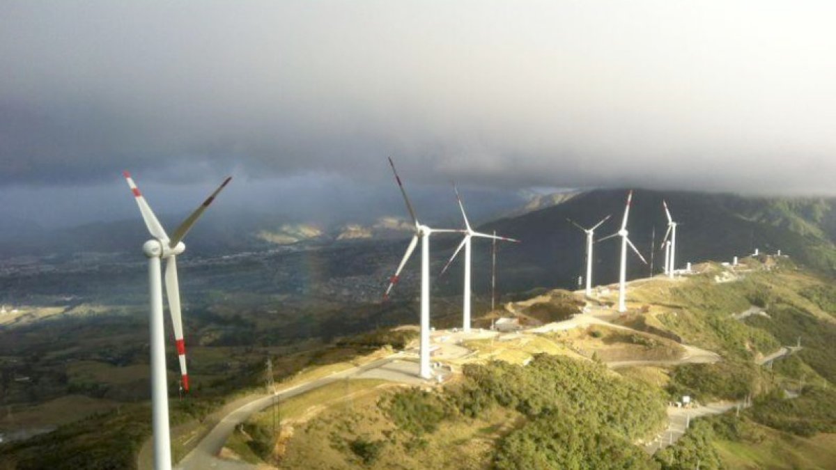 El acuerdo entre IFC y GPS Group apunta a apoyar a Ecuador en su transición energética.