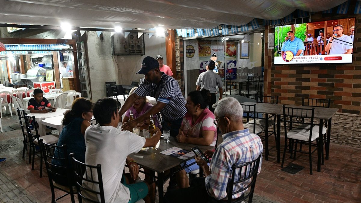 Locales. A los cangrejales de Sauces 6 acuden decenas de comensales.