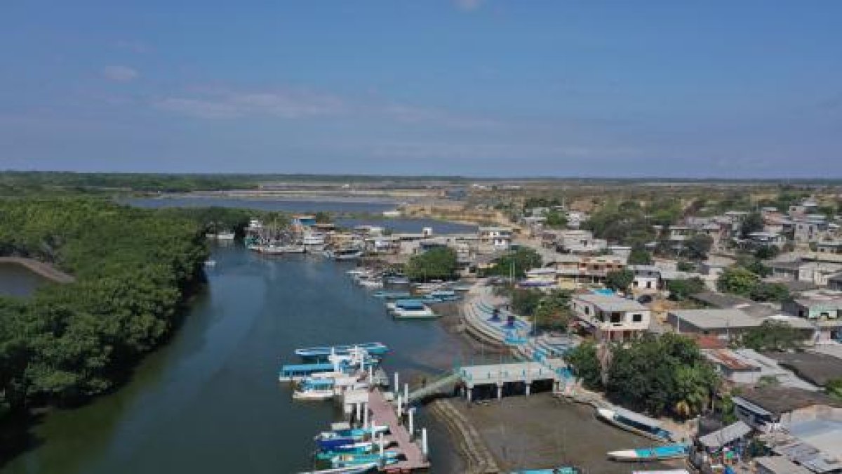 Contaminación. Los académicos indican que las localidades que no tienen un sistema de tratamiento de aguas residuales son el problema de la mala calidad del agua.