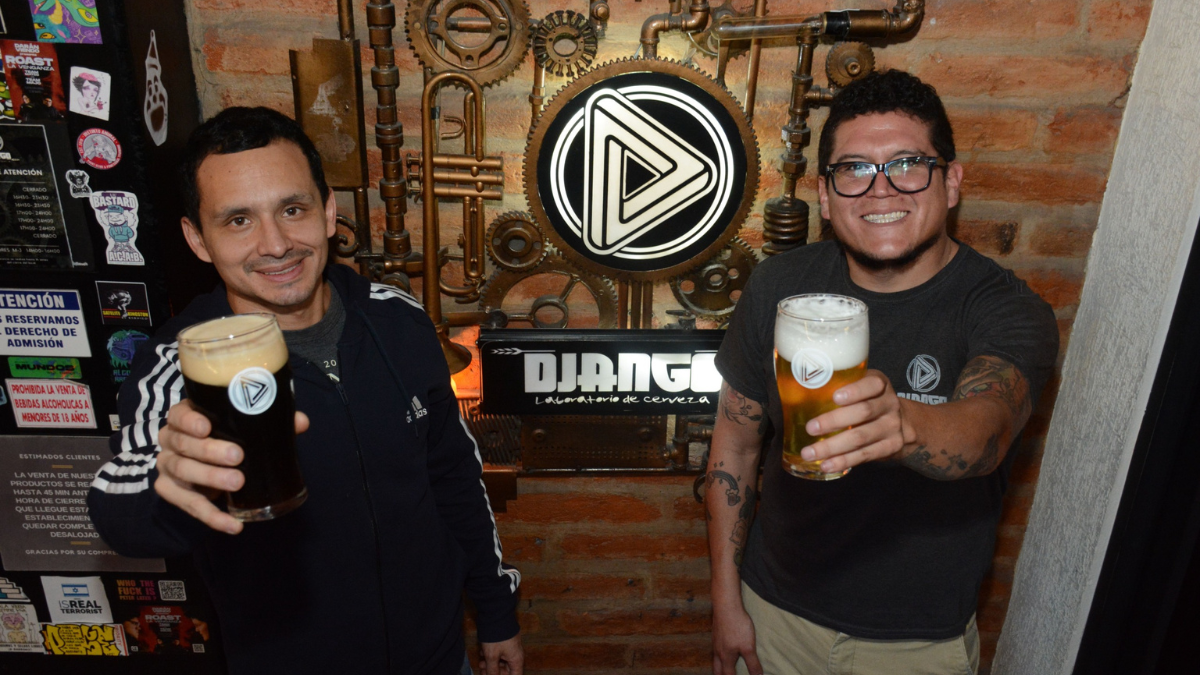 Django se encuentra en Quito.