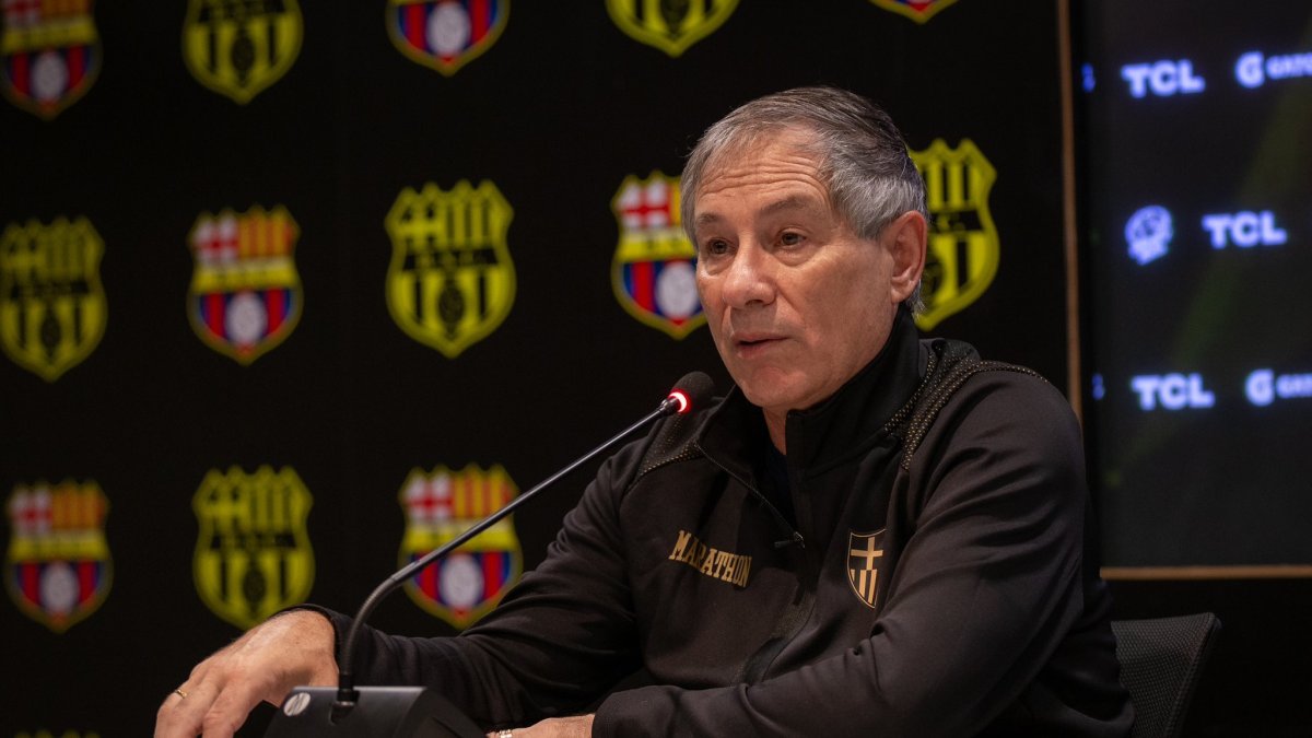 Ariel Holan entrenador de Barcelona, que ahora va por la Copa Sudamericana.