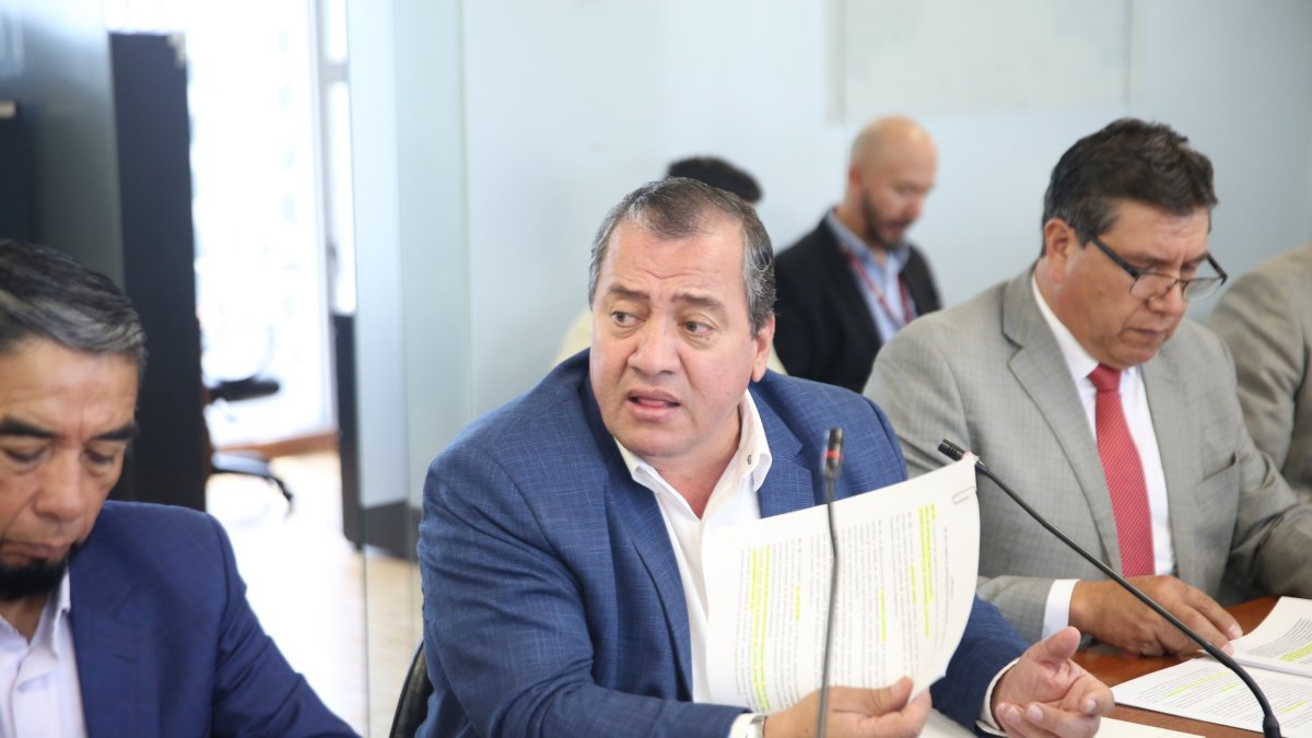 Abel Gómez, presidente de la Federación Nacional de Transporte Público de Pasajeros del Ecuador (Fenacotip)