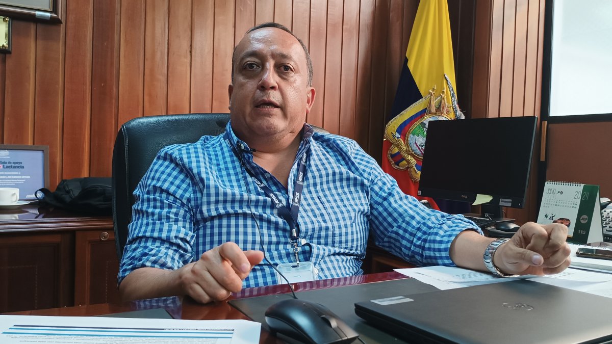 Fernando León, gerente del Hospital José Carrasco Arteaga del IESS.