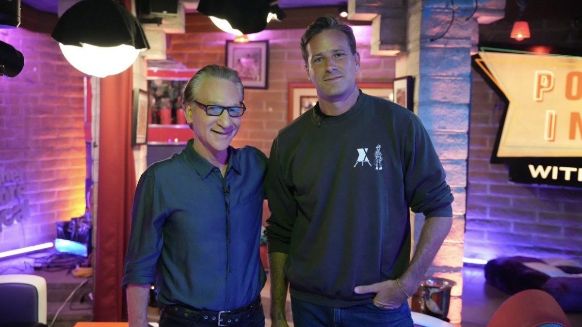 En el espacio, Hammer se disculpó por su actitud egoísta.