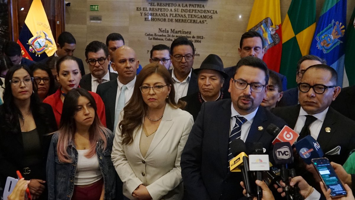 La exvocal Maribel Barreno avanza con su derecho a la defensa en el Pleno.