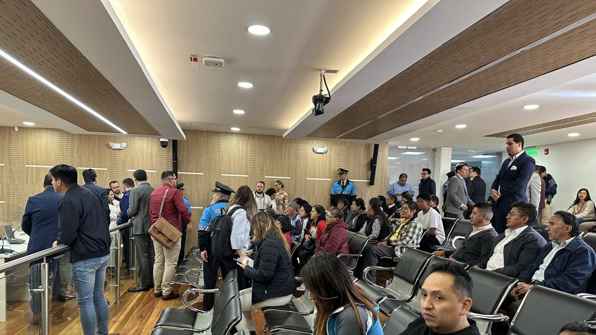 16 ediles asistieron a la sesión del 16 de julio de 2024.