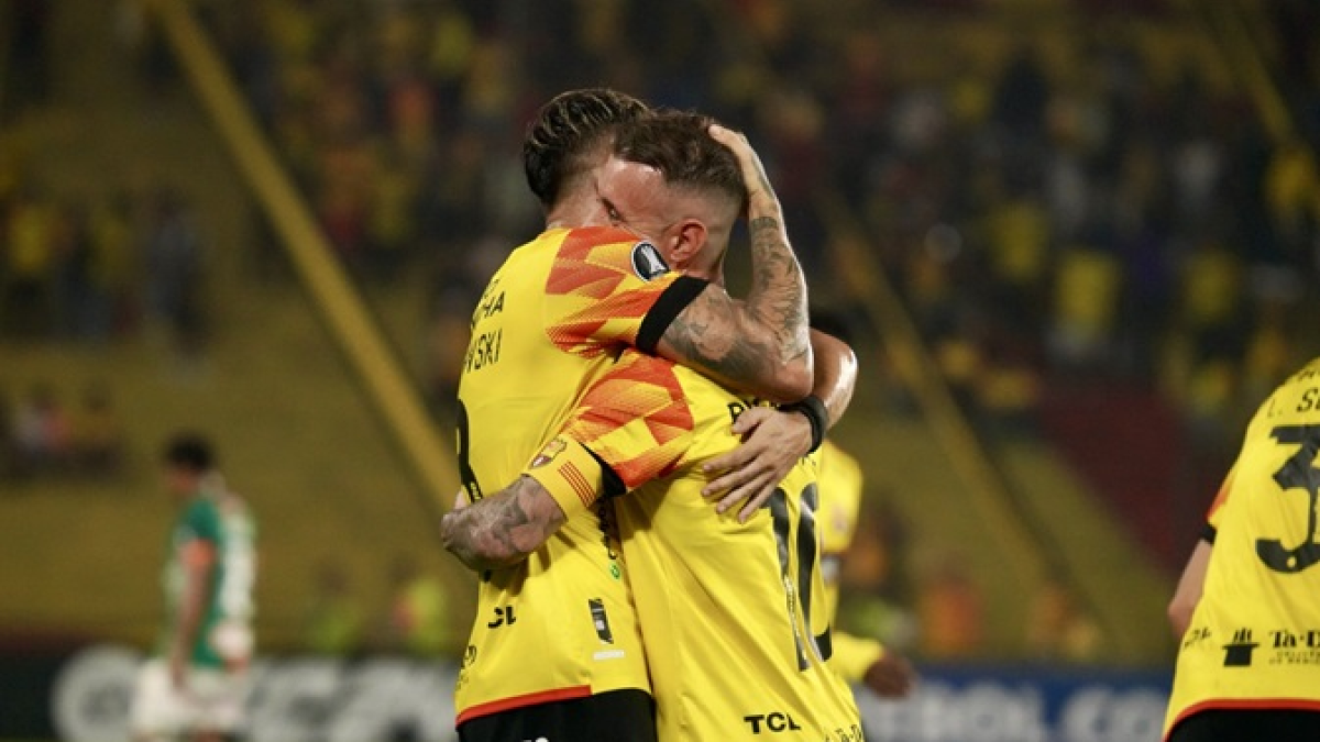 Barcelona tendrá que afrontar su partido ante Bragantino con la pérdida de Justin Cornejo