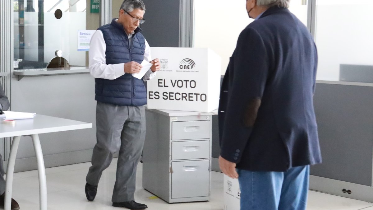 La cantidad de personas que votarán en las elecciones de 2025 en Ecuador se conocerá, luego de que el CNE apruebe el Registro Electoral.