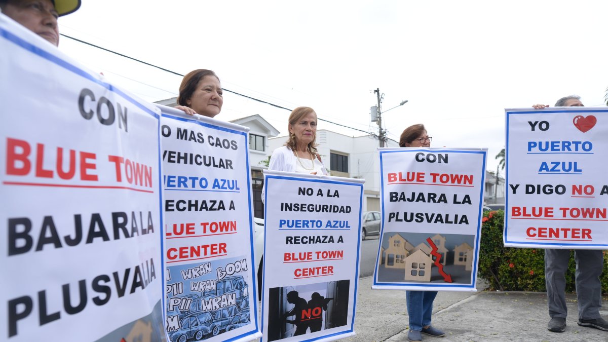Residentes. Decenas de residentes le contaron a EXPRESO lo negativa que sería la construcción del Blue Town Center. Aseguran que la paz y seguridad se verán afectadas.